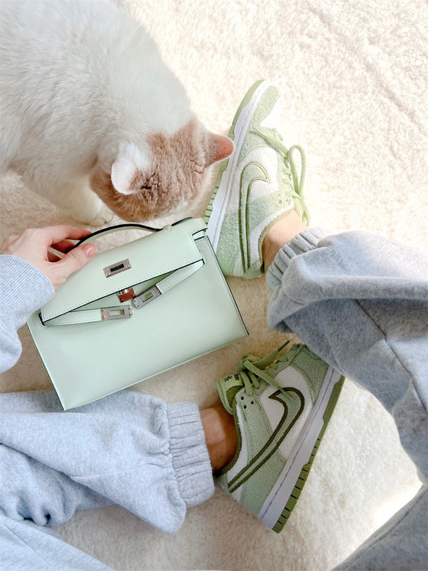 Timeless handbag styled for everyday wear
