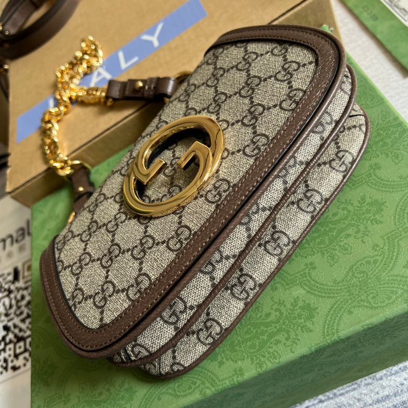 Handle and strap detail of elevated premium women's handbag – women's everyday handbag
