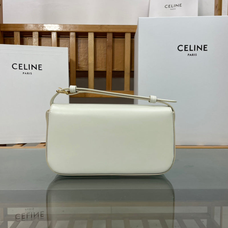 Handle and strap detail of classic premium women's handbag – women's everyday handbag