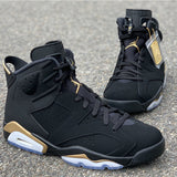 Nike Men's & Women's Premium Designer Sneakers — Style 010 angle view
