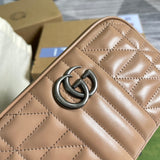 Handle and strap detail of classic modern women's handbag – women's statement bag