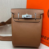  Essential tote bag front view 13