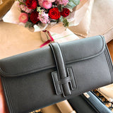 Balanced bag shown from front angle