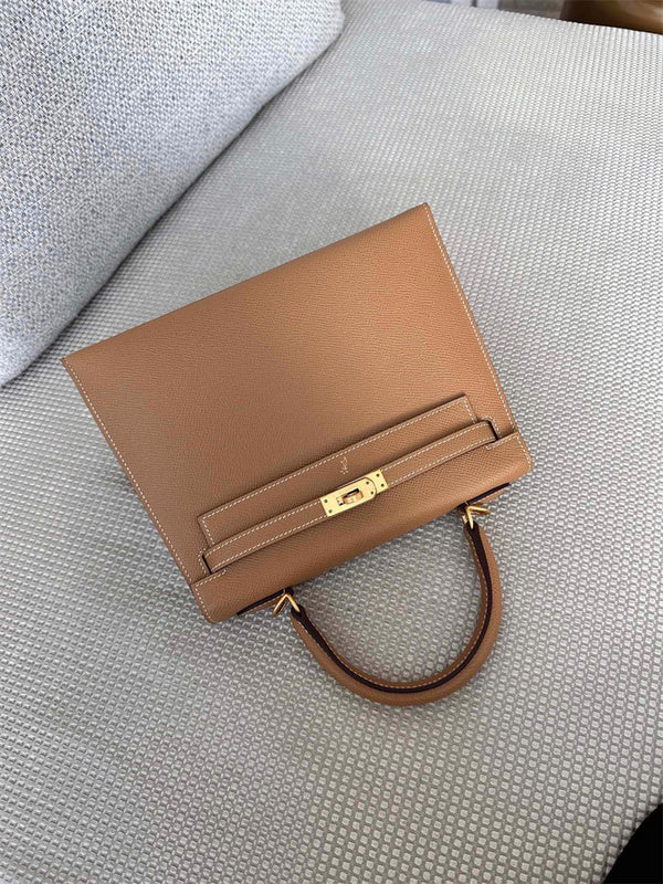  Streamlined top-handle bag front view 7