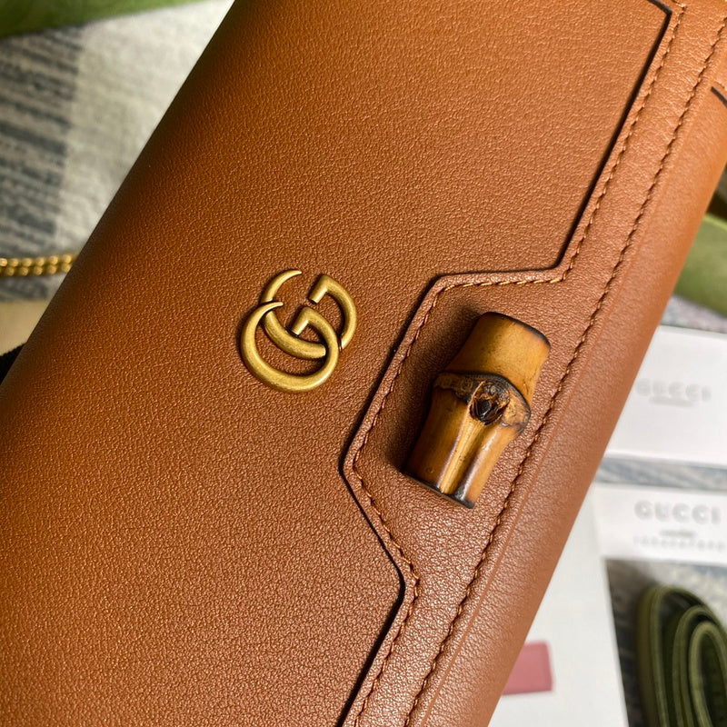 Back view of refined modern women's handbag – women's luxury handbag