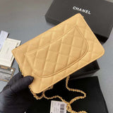 Zivas Charm Modern Minimalist Look Luxury Handbag (Polished Everyday Piece) – Detail View