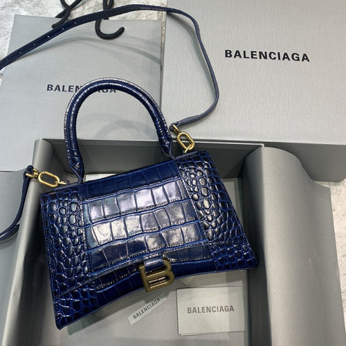 Zivas Charm Versatile Design Premium Handbag (Premium Everyday Carry) – Angled View