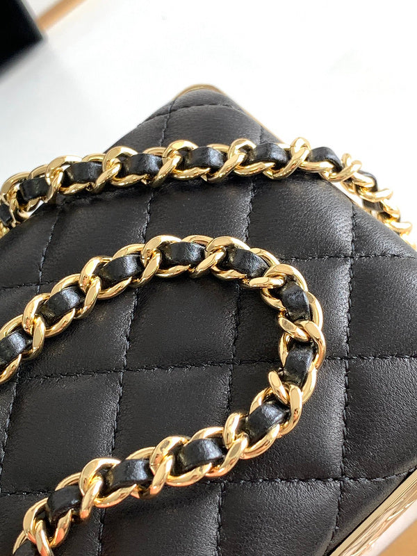 Ziva's Charm handbag – styled view (one versatile size)