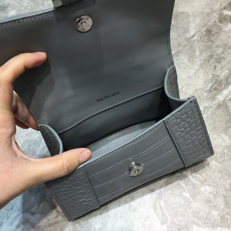 Sophisticated Premium PU Leather Handbag - Signature Hardware Accents | Women's Designer-Inspired Purse #864 - alternate angle view (image 8) of designer-inspired handbag