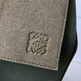 Ziva's Charm handbag – product shot (33cm*44.5cm*16cm)