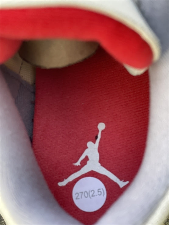 Nike Men's & Women's Iconic Street Trainers — Style 239 detail view
