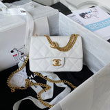  women's handbag, mid design, view 1