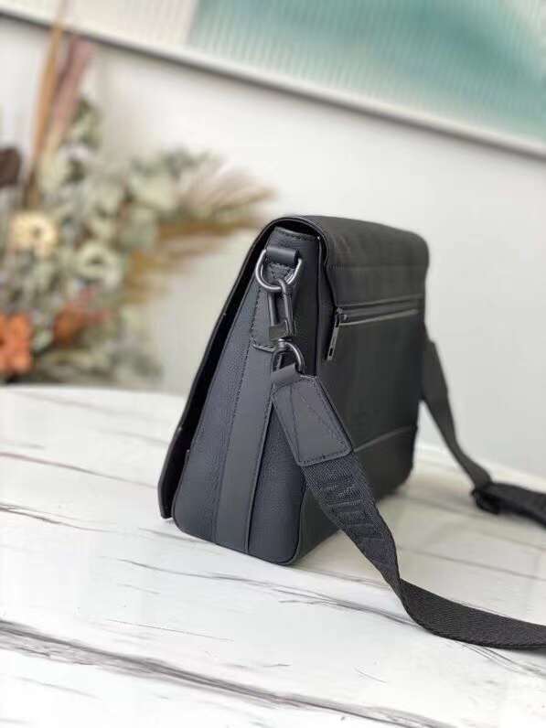 Interior view of sleek chic women's handbag – women's statement bag