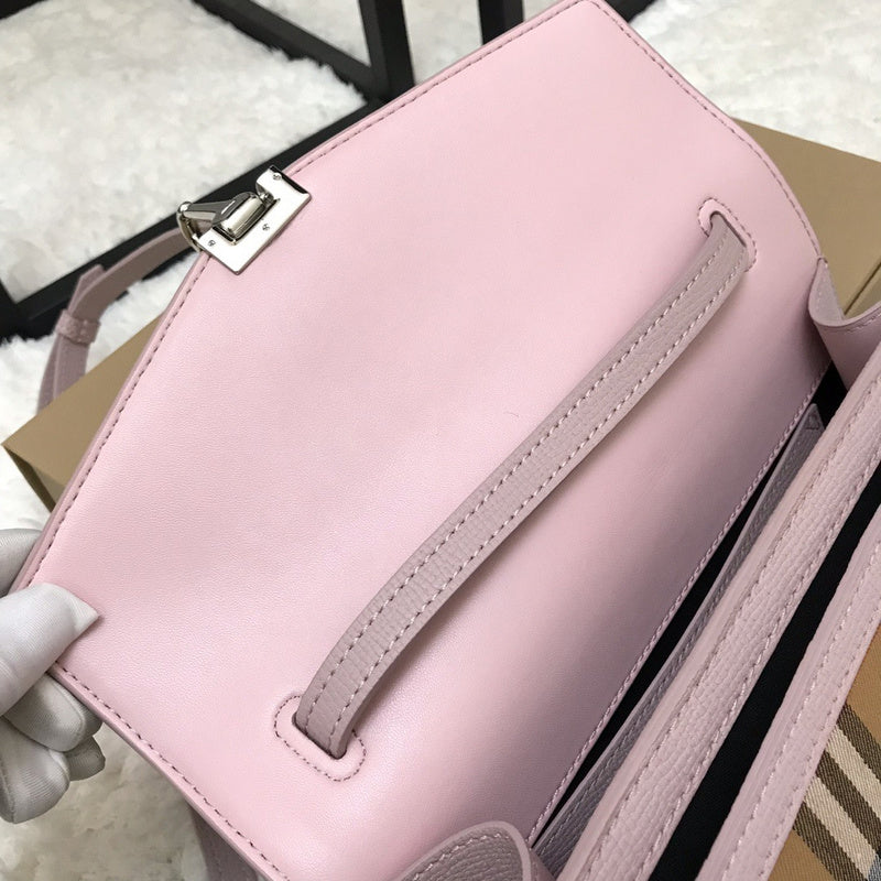 Ziva's Charm handbag – product shot (one versatile size)