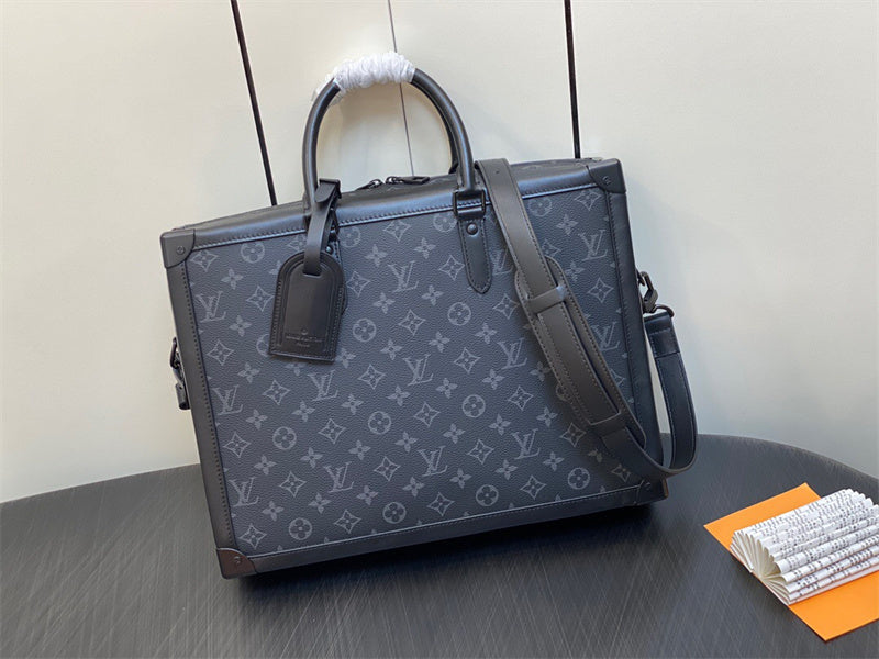  tote bag interior and compartment view