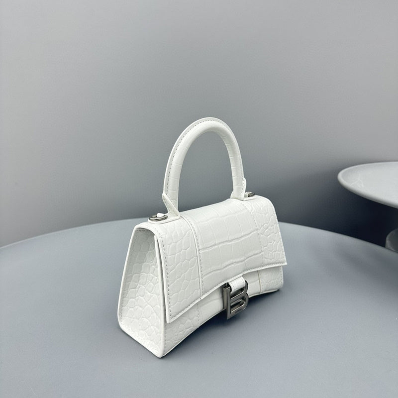Zivas Charm Chic Craftsmanship Fashion Handbag (Polished Everyday Piece) – Lifestyle Shot