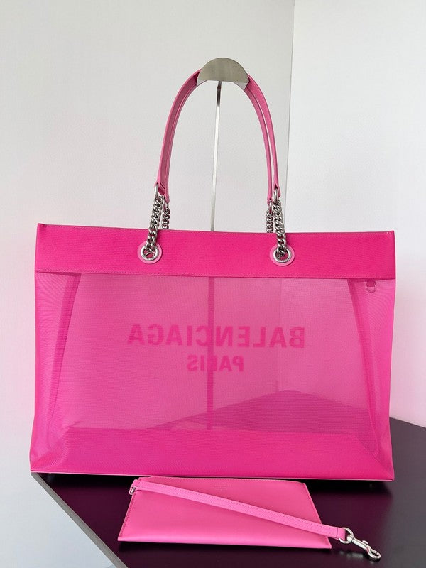 Zivas Charm Sleek Silhouette Fashion Handbag (Contemporary Shape Language) – Lifestyle Shot