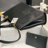 Zivas Charm Sleek Silhouette Luxury Handbag (Everyday Luxury Essential) – Close-Up Detail