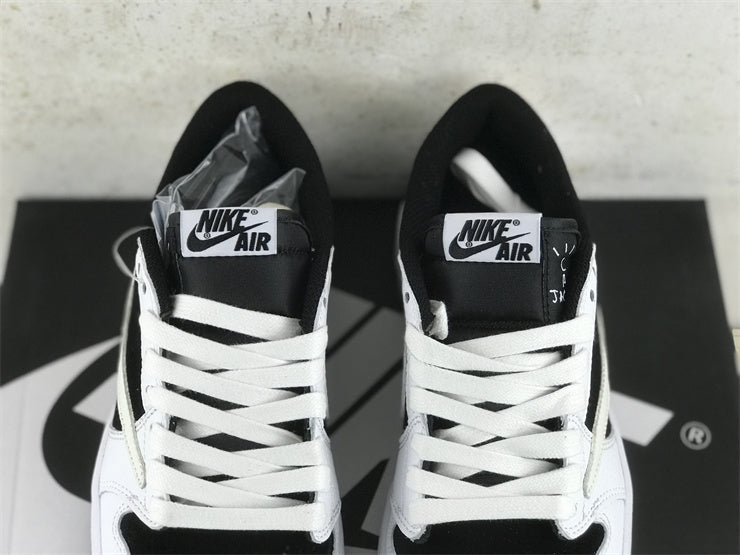 Nike all-black luxury sneakers view 17 cushioned comfort fit