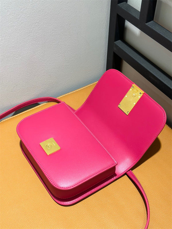 Ziva's Charm handbag – full view (19cm*6cm*13.5cm)