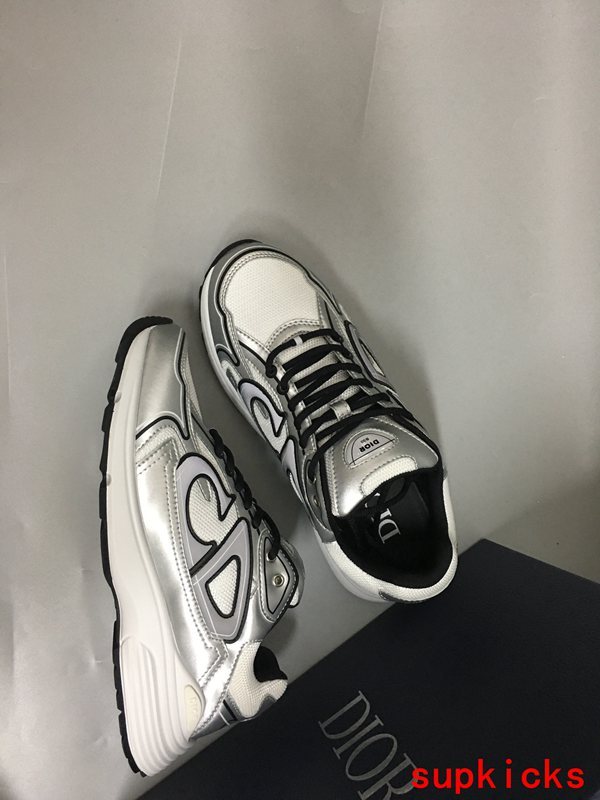 Dior shoes Style 007 - logo and branding close-up (alternate angle)