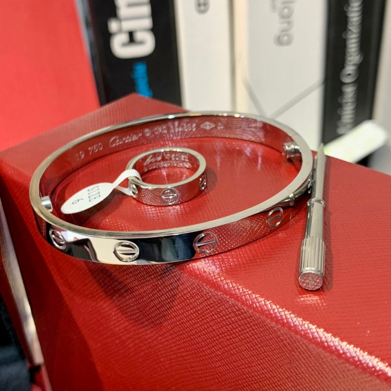 Side view of Cartier unisex jewelry piece
