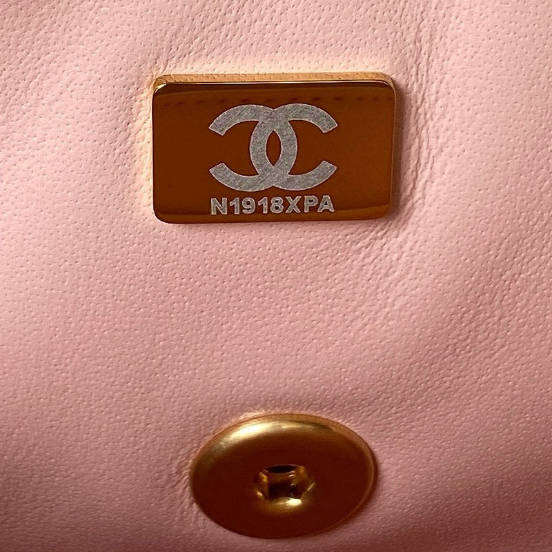 mid purse view 6