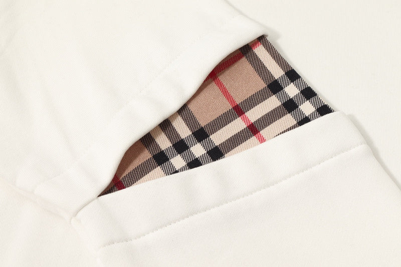 Texture and finish detail of Burberry luxury piece style No.049