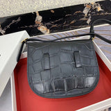 Handle and strap detail of chic statement women's handbag – women's designer-style accessory