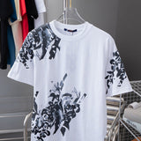 Full styled look of Louis Vuitton cotton t-shirt with logo-detail design