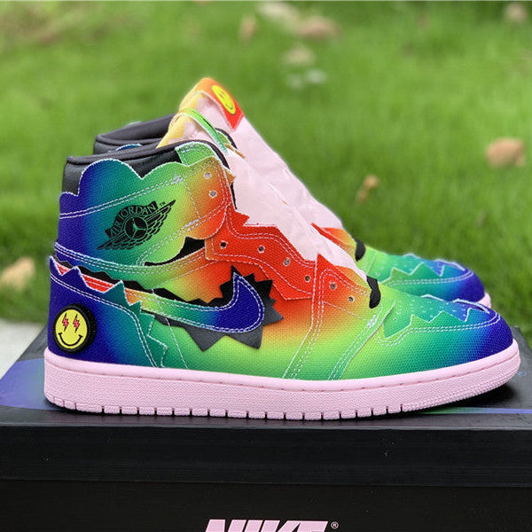 Nike Men's & Women's Premium Low-Top Trainers — Style 037 interior view