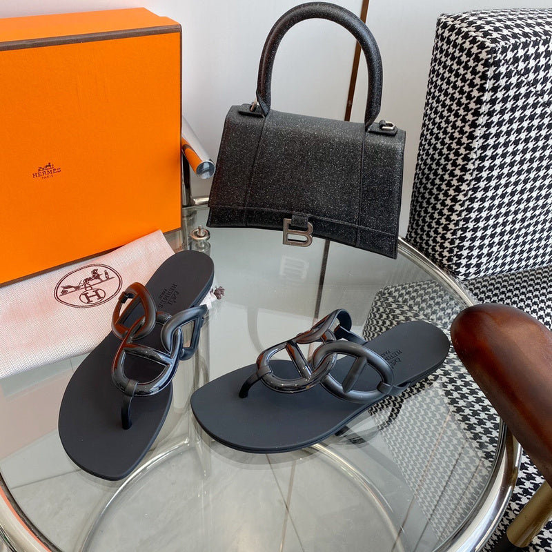 Hermes shoes Style 326 - angled studio shot (alternate angle)