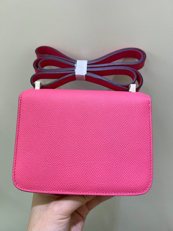 Fluid bag shown from front angle
