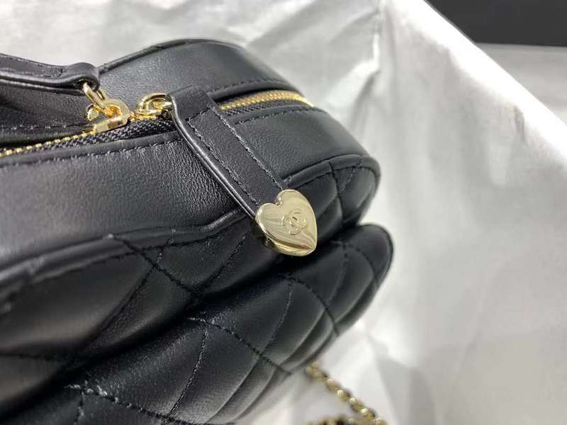 Zivas Charm Everyday Sophistication Luxury Handbag (Everyday Luxury Essential) – Back View