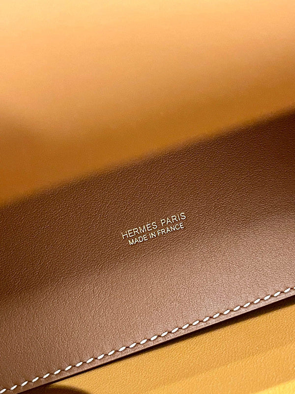Interior view of sophisticated premium bag