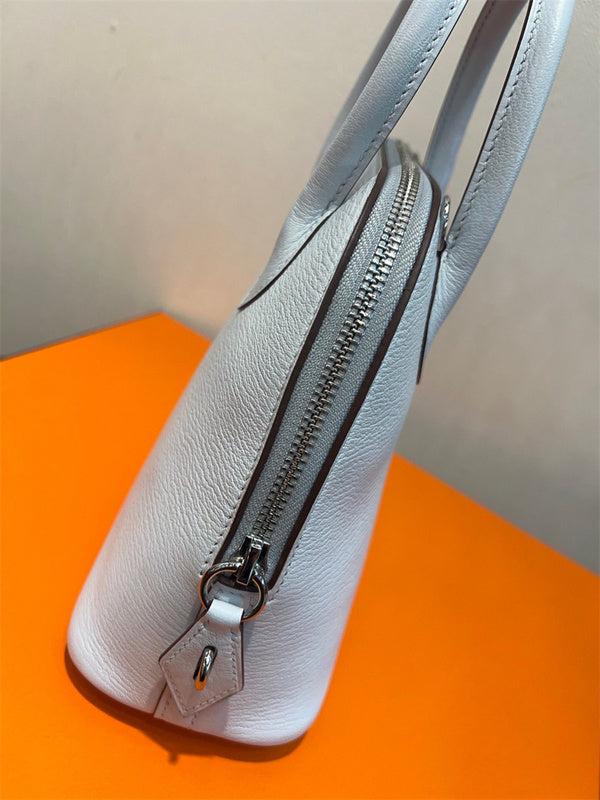  Graceful satchel front view 7