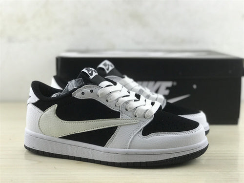 Nike all-black luxury sneakers view 21 cushioned comfort fit