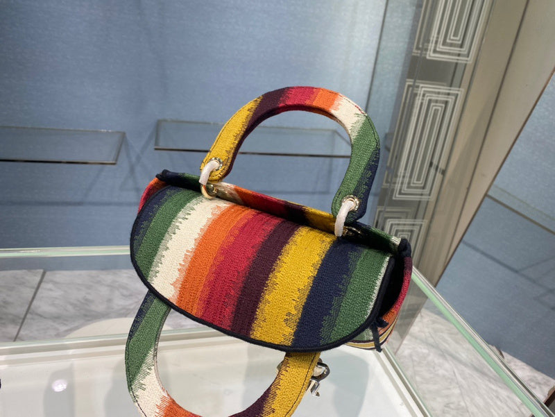 Front view of signature chic women's handbag – women's designer-style accessory