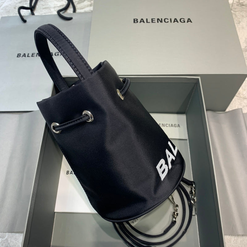 Statement Premium PU Leather Handbag - Polished Finish | Women's Fashion Handbag #601 - back view (image 4) of designer-inspired handbag