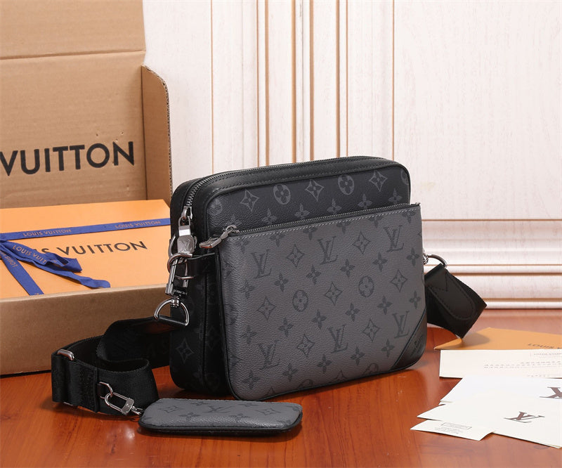  top-handle bag interior and compartment view