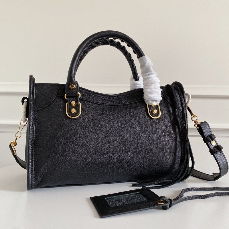 Zivas Charm Contemporary Flair Statement Handbag (Premium Everyday Carry) – Full Silhouette