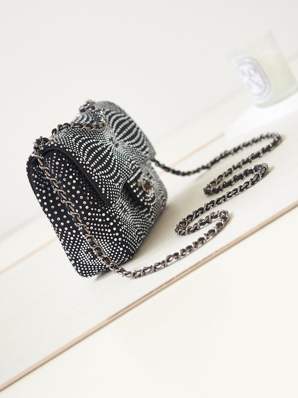  women's handbag, versatile design, view 3