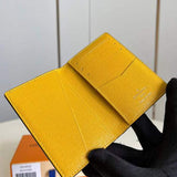 Close-up detail of premium structured women's handbag – women's premium purse