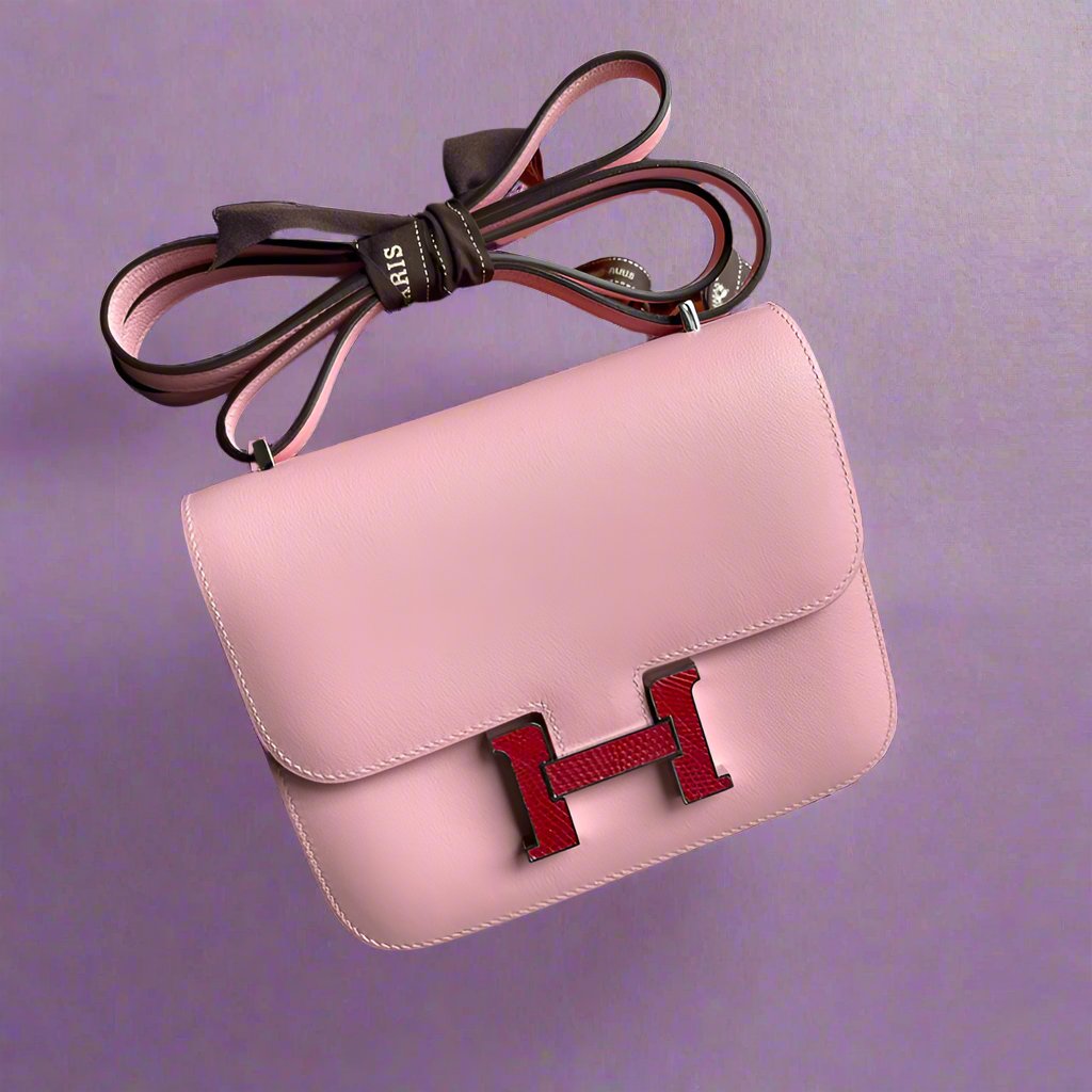 Streamlined bag women's premium everyday handbag