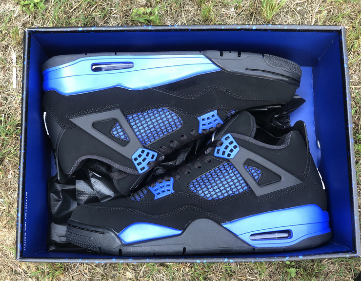 Nike classic monochrome luxury sneakers view 16 retro runner design