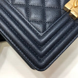  women's handbag, mid design, view 2