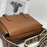 Ziva's Charm handbag – detail view (23cm*18cm*9cm)