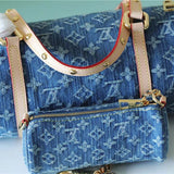  tote bag interior and compartment view