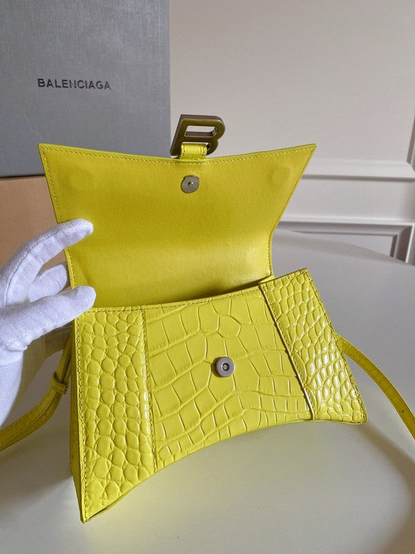 Zivas Charm Timeless Appeal Premium Handbag (Designer-Inspired Craftsmanship) – Close-Up Detail