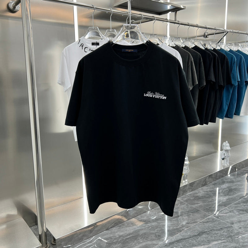 Front view of Louis Vuitton cotton t-shirt with relaxed-fit cut